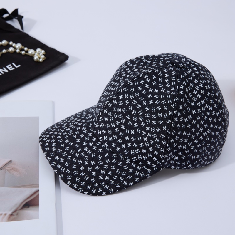 CHANEL cap-4