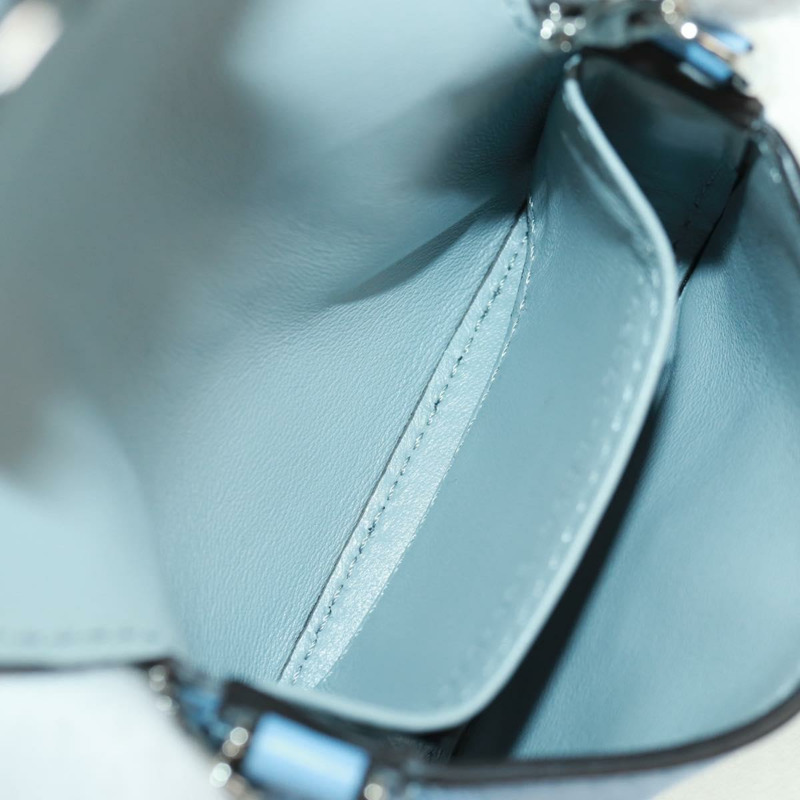 【日本直送】FENDI x FRGMT x POKMON Dratini Nano 水桶鏈條包 Auth 165685SM-26