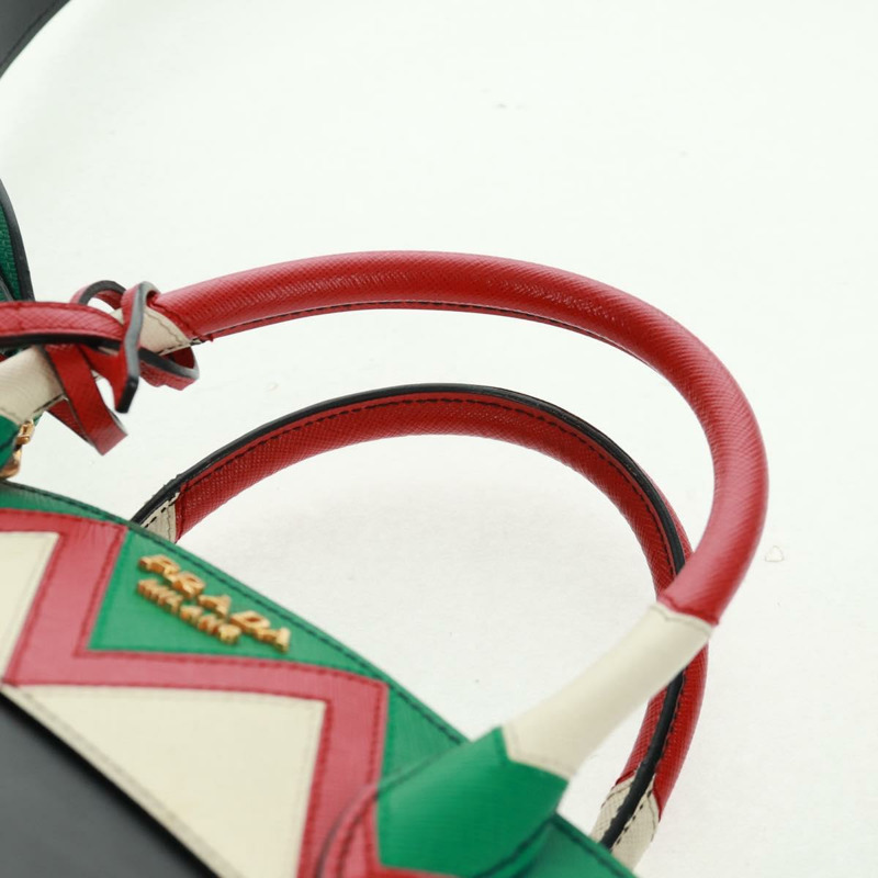 【日本直送】PRADA 手提包 皮革 2way 黑色 金色 Auth 166406V-13