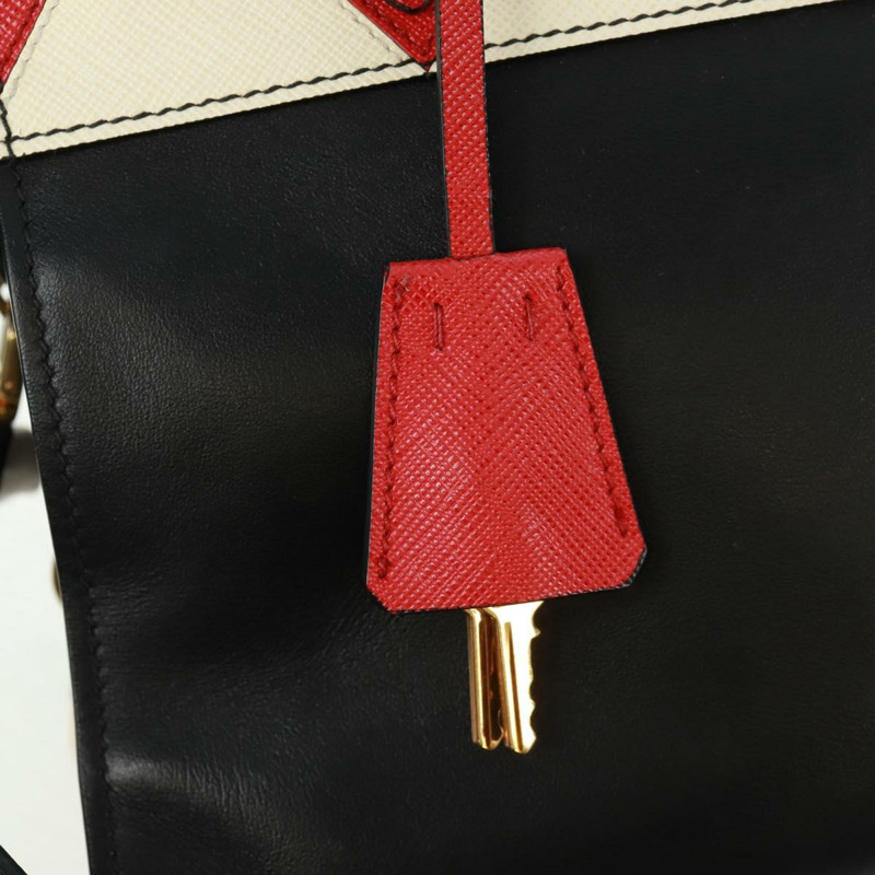 【日本直送】PRADA 手提包 皮革 2way 黑色 金色 Auth 166406V-20