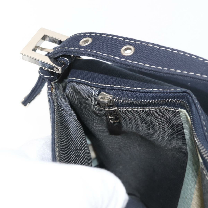 【日本直送】FENDI Mamma Baguette 肩背包 帆布 海軍藍 銀色 正品 ka1887SAV-23