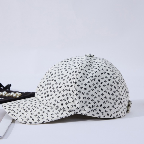 CHANEL cap