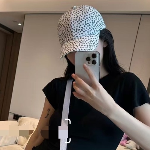 CHANEL cap-1