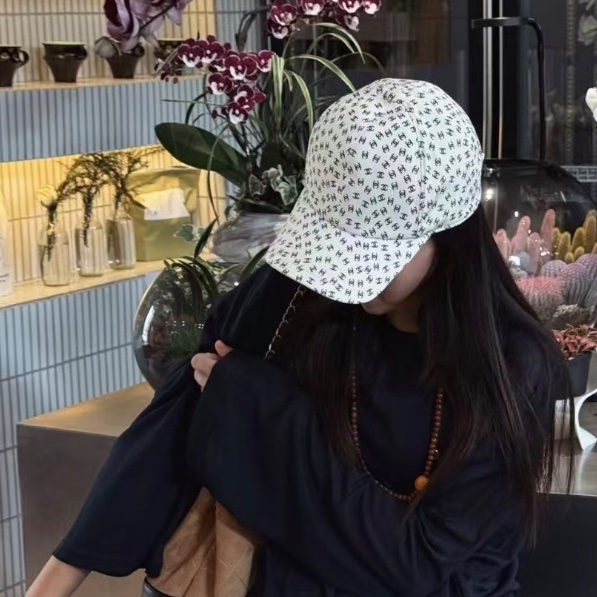 CHANEL cap-2