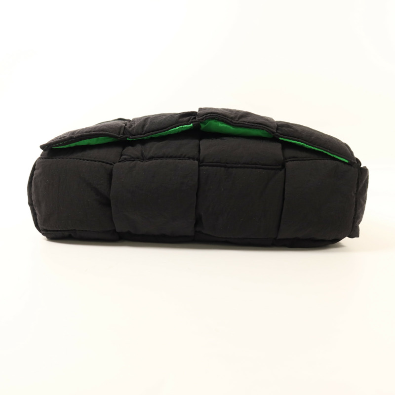 BOTTEGA VENETA 尼龍Tech Cassette肩背袋-4