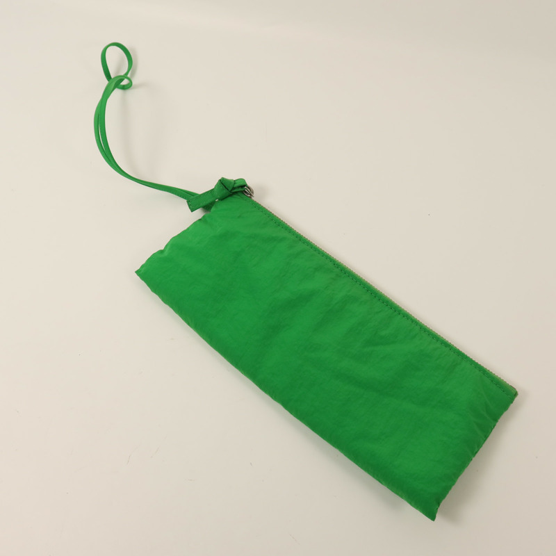 BOTTEGA VENETA 尼龍Tech Cassette肩背袋-15