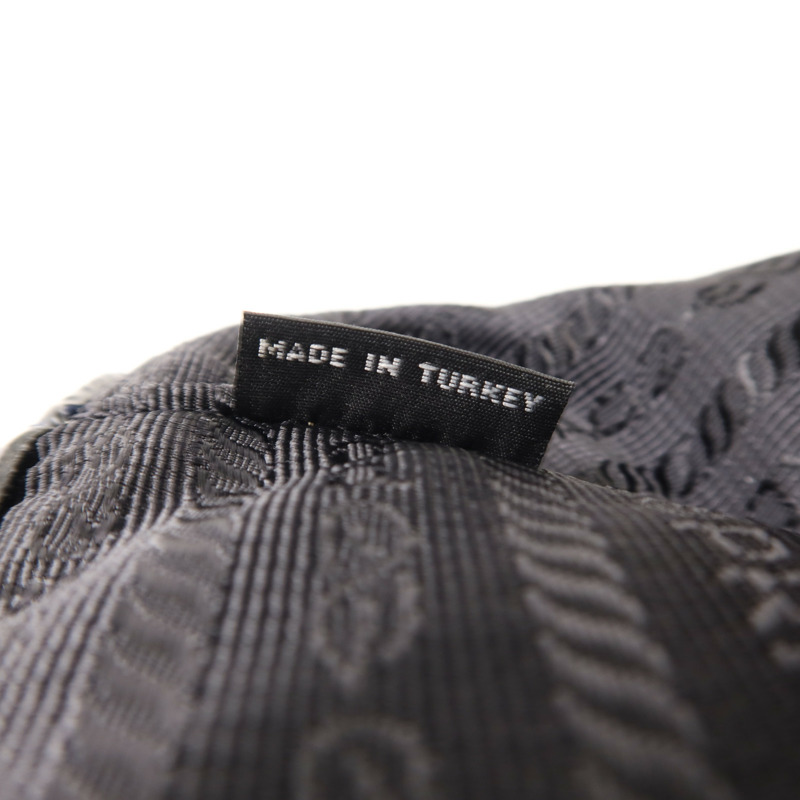 PRADA 牛皮皮革Tote Bag銀扣手挽袋-6