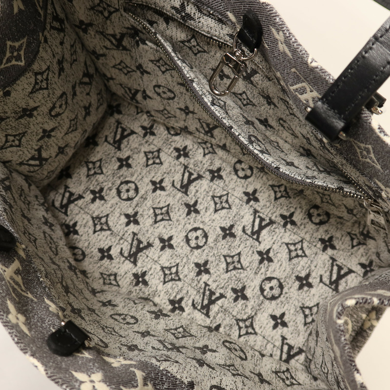 LOUIS VUITTON Monogram Jacquard Denim On the Go MM銀扣手挽肩背兩用袋-4