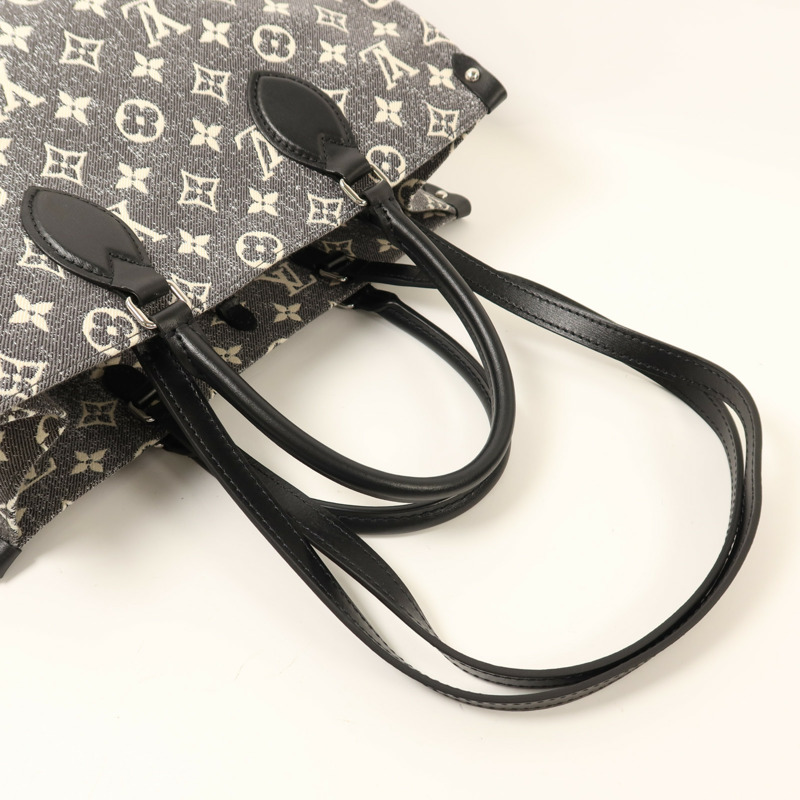 LOUIS VUITTON Monogram Jacquard Denim On the Go MM銀扣手挽肩背兩用袋-6