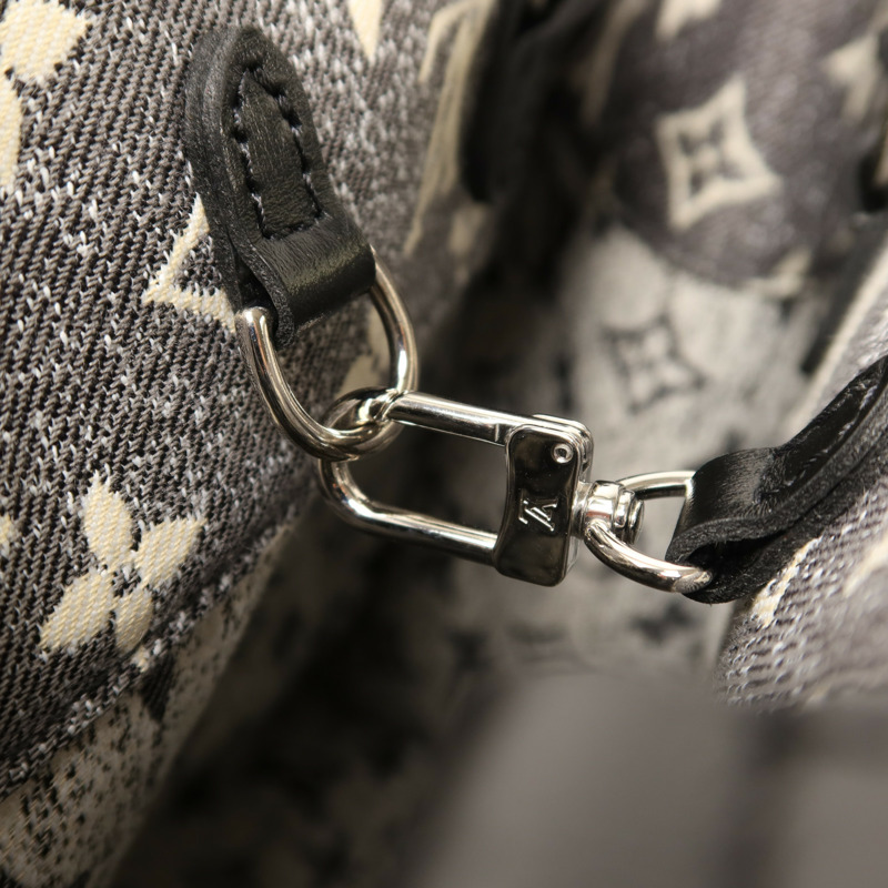 LOUIS VUITTON Monogram Jacquard Denim On the Go MM銀扣手挽肩背兩用袋-7