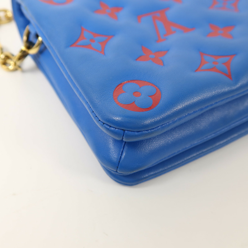 LOUIS VUITTON Monogram Embossed Pochette Coussin金扣鏈帶肩背袋-10