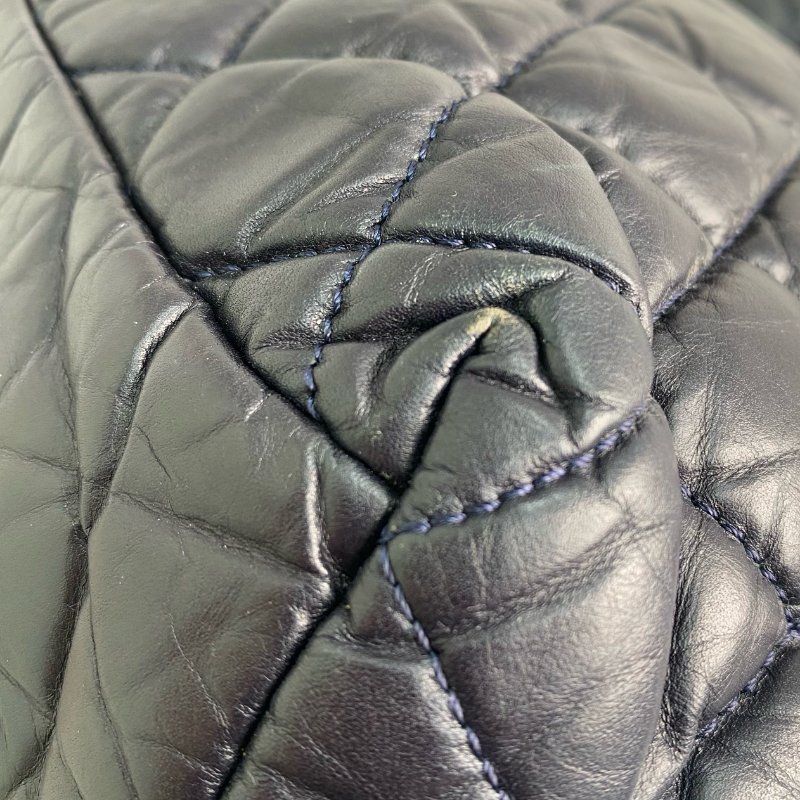 △ Chanel 香奈兒 Navy Lambskin Coco Cocoon Silver Tone Metal Tote Bag No.14 深藍色小羊皮銀色金屬托特袋No.14 - 257022484-14