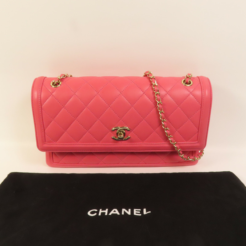 CHANEL 羊皮皮革Qulited Medium金扣肩背袋-10