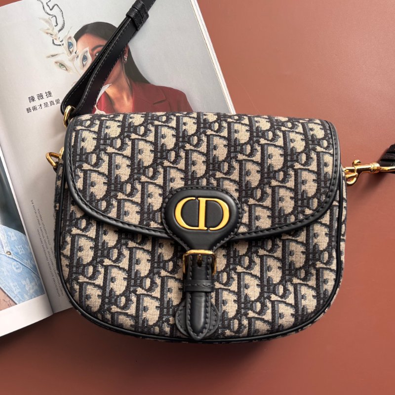 ::Christian Dior:: Dior Bobby 藍色經典緹花金字CD字母 中型馬鞍斜背包-0