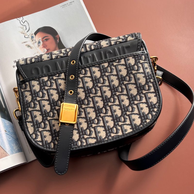 ::Christian Dior:: Dior Bobby 藍色經典緹花金字CD字母 中型馬鞍斜背包-1