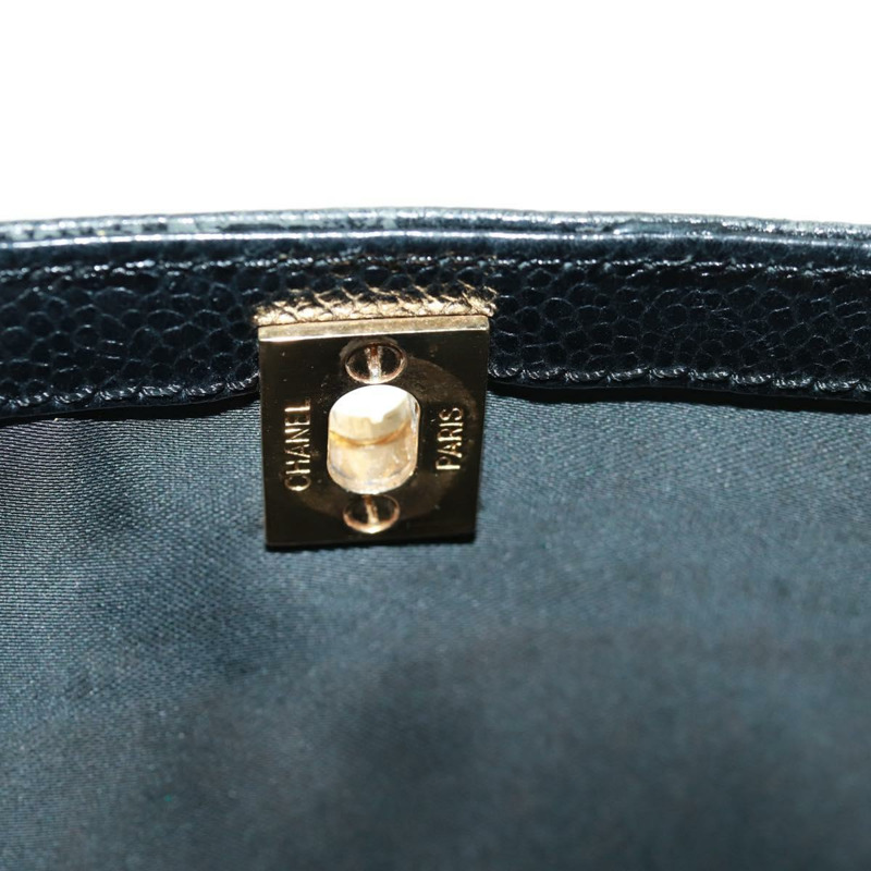 【日本直送】香奈兒魚子醬皮黑色金CC鏈條單背包 Auth 165539V-20