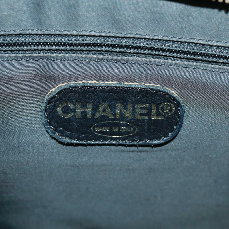 【日本直送】香奈兒魚子醬皮黑色金CC鏈條單背包 Auth 165539V-21