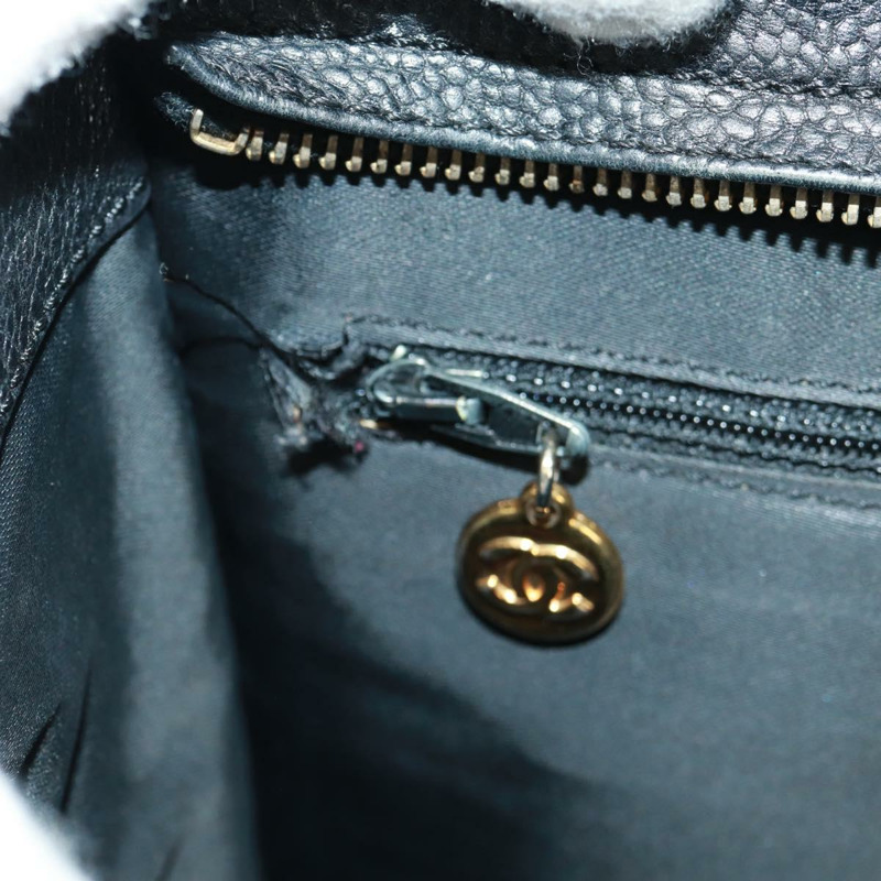 【日本直送】香奈兒魚子醬皮黑色金CC鏈條單背包 Auth 165539V-24