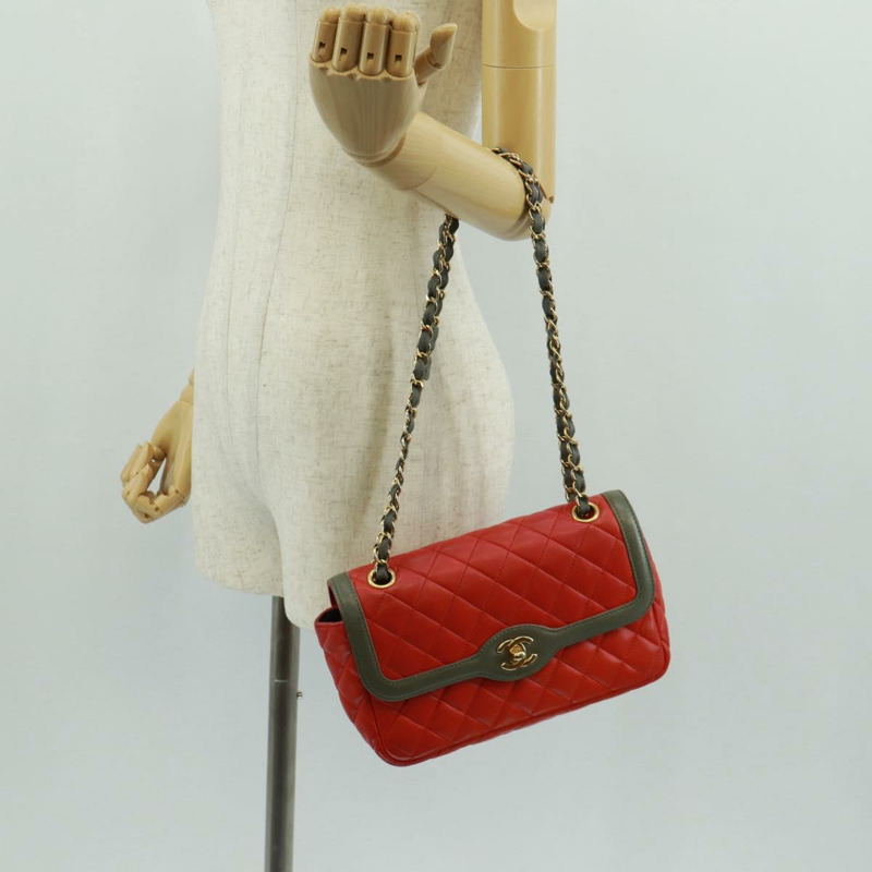 【日本直送】香奈兒 Chain Matelasse 23 單肩包，羊皮材質，紅色，金色雙C標誌，正品編號 168061V-25