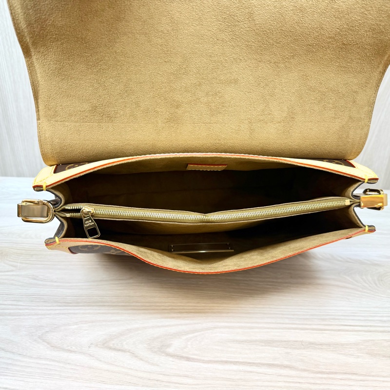 LV原花Dauphine Soft GM側背包M47149-11