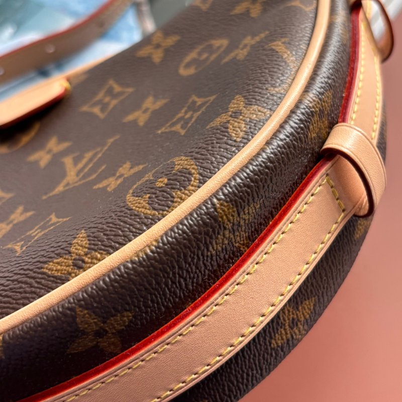 ::LOUIS VUITTON:: LV M46828 經典花紋豌豆斜背包PM 腋下包 肩背包 斜背包-4