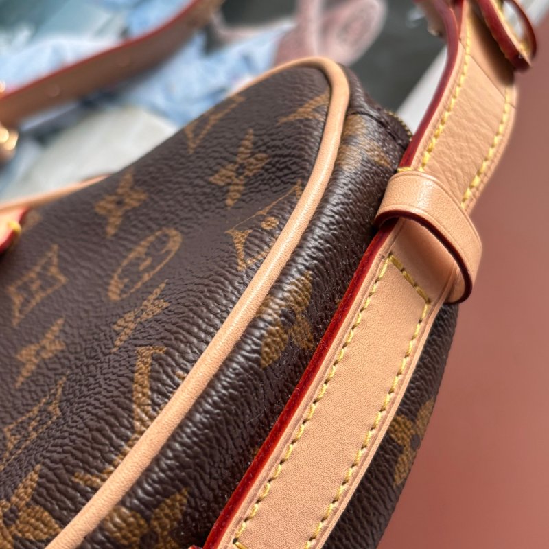 ::LOUIS VUITTON:: LV M46828 經典花紋豌豆斜背包PM 腋下包 肩背包 斜背包-5