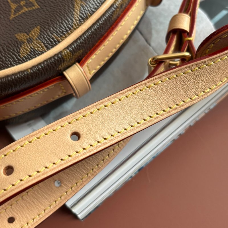 ::LOUIS VUITTON:: LV M46828 經典花紋豌豆斜背包PM 腋下包 肩背包 斜背包-18