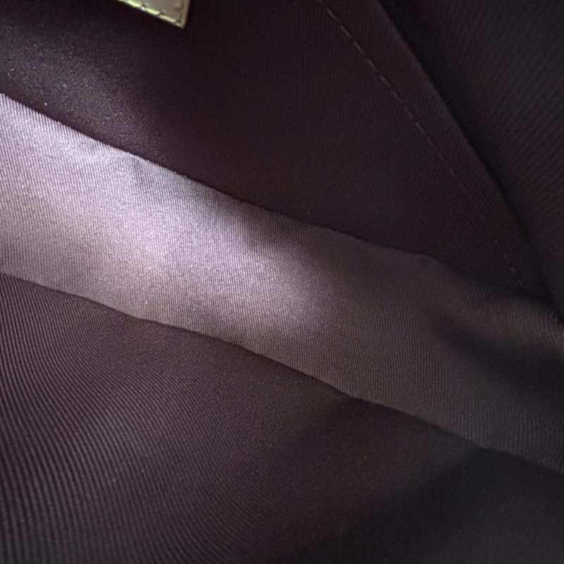 ::LOUIS VUITTON:: LV M46828 經典花紋豌豆斜背包PM 腋下包 肩背包 斜背包-25