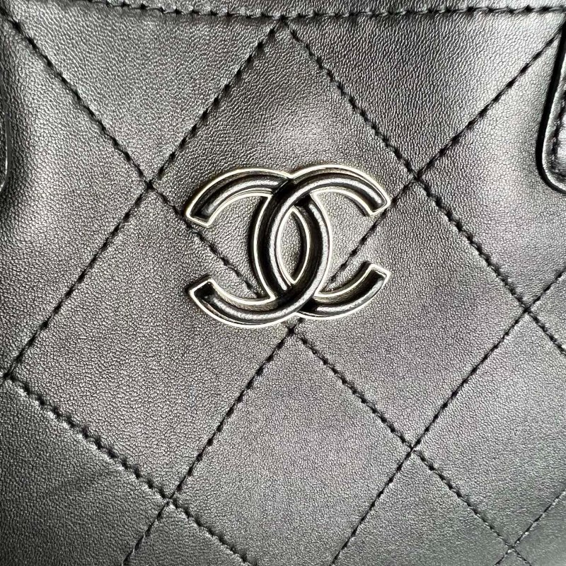 CHANEL 大菱格兩用托特包黑 AS0240/27開-9