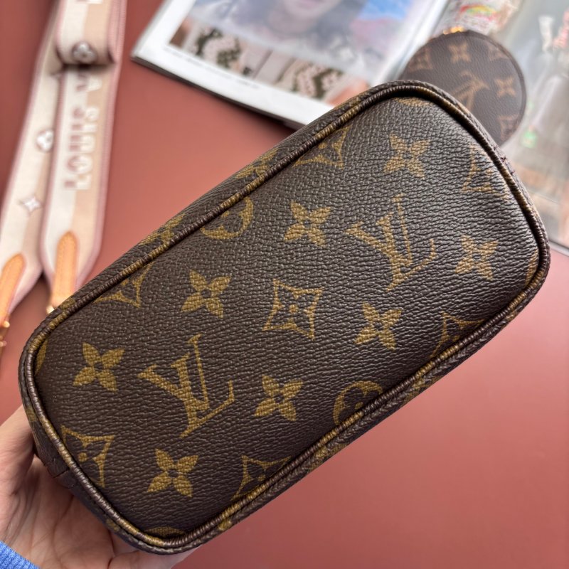 超級可愛 ::LOUIS VUITTON:: LV M46705 NEVERFULL BB 經典花紋托特包 手提包 斜背包-2