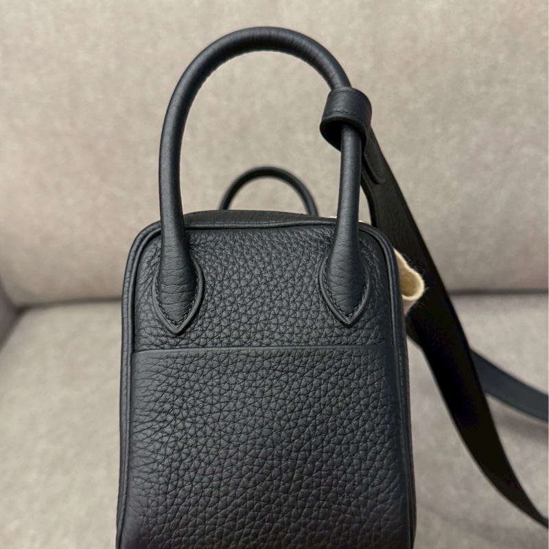 愛馬仕mini Lindy黑金-2