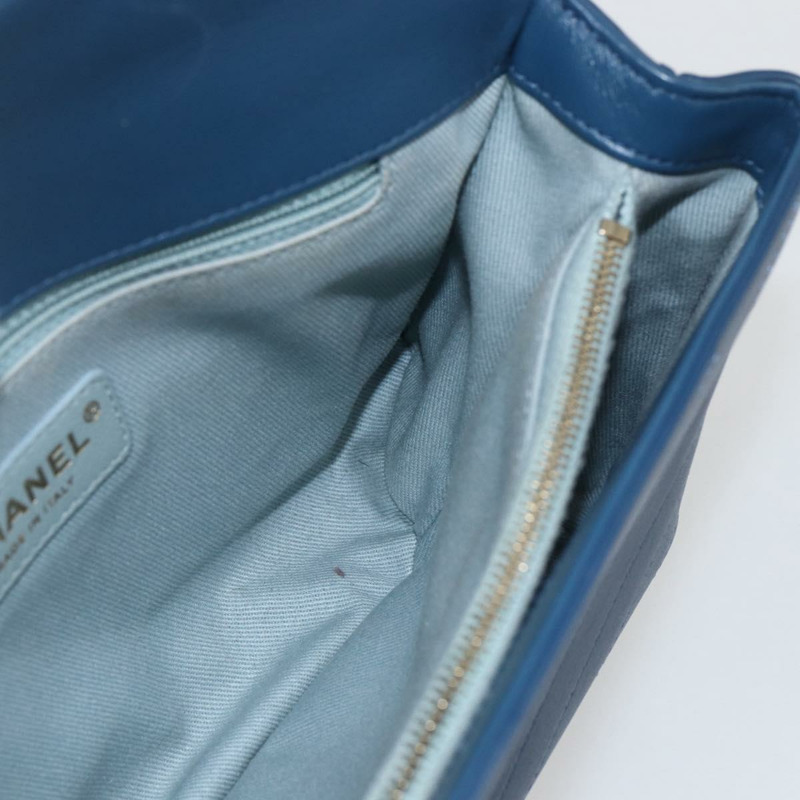 【日本直送】香奈兒 V 字縫線鏈條單肩背包，皮革材質，藍色，金色 CC 標誌，正品 ka1888SAM-22