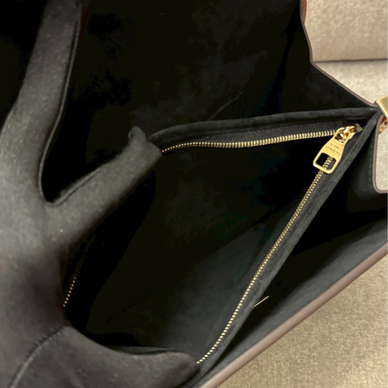 LV達芙妮側背/斜背-8