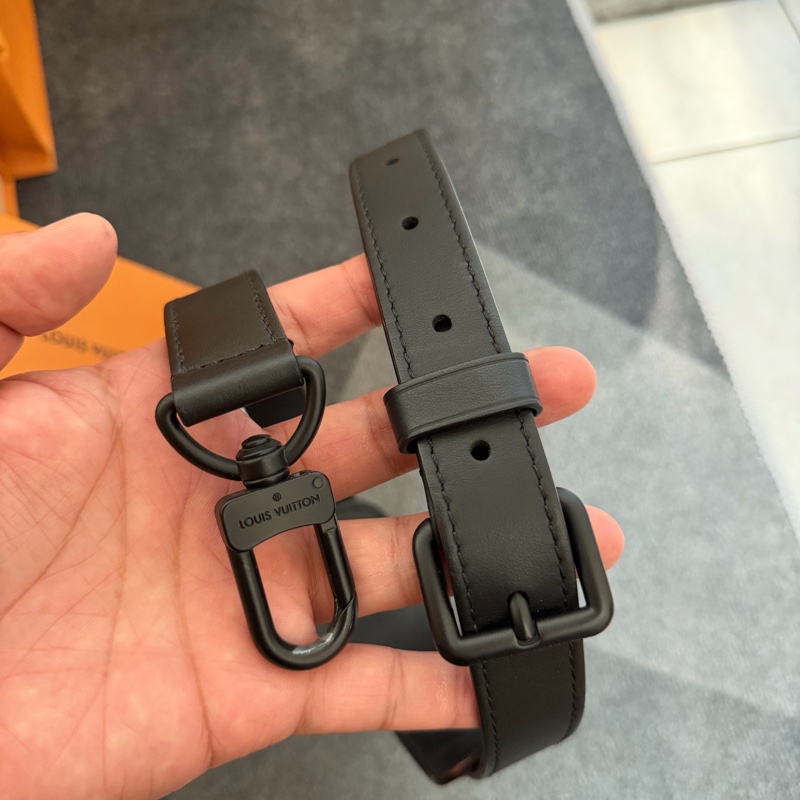 Lv黑色牛皮壓紋手提公事包/斜背/肩背包 （M59960）芯片款-15