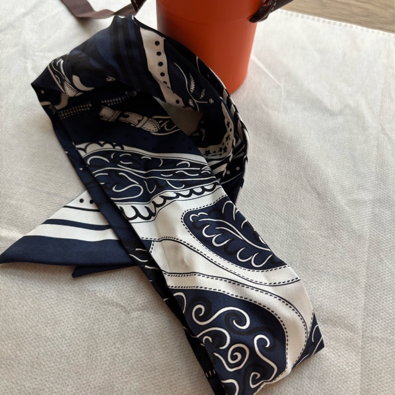 HERMES 絲質Twilly絲巾-0