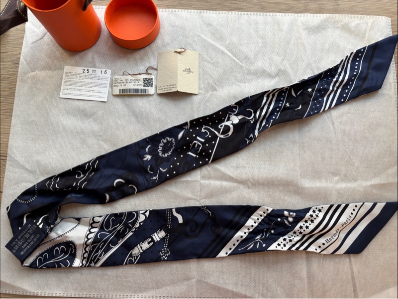 HERMES 絲質Twilly絲巾-2