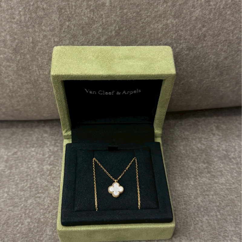 VCA白貝母項鍊mini-2