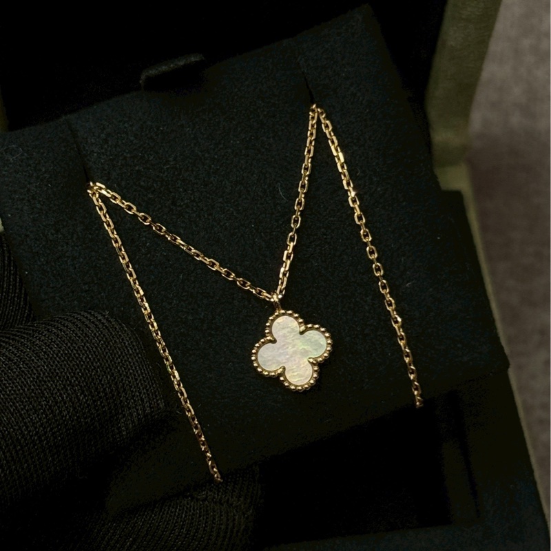 VCA白貝母項鍊mini-3