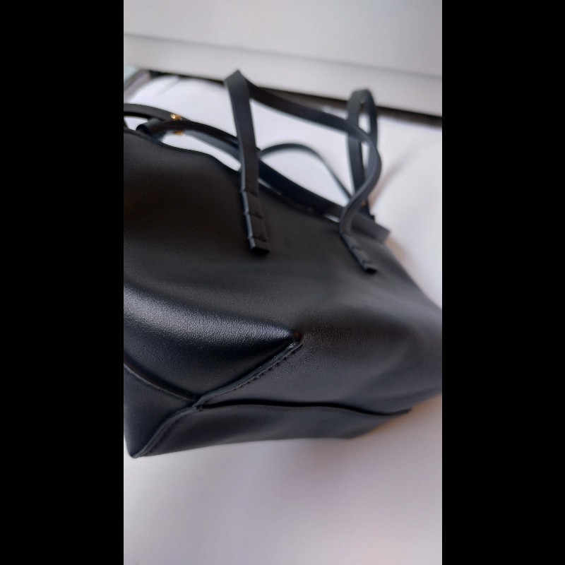 Fendi 黃眼黑皮小怪獸兩用包-5