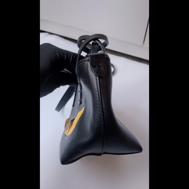 Fendi 黃眼黑皮小怪獸兩用包-8