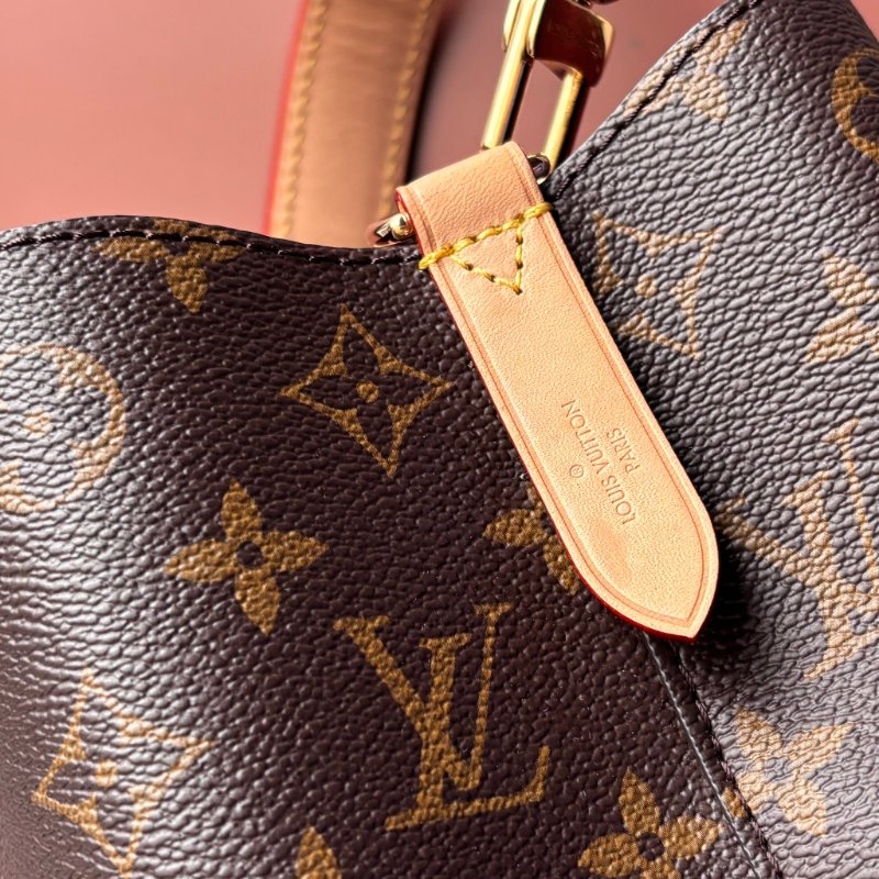 Néonoé BB ::LOUIS VUITTON:: LV M46581 經典花紋手提兩用水桶包-15