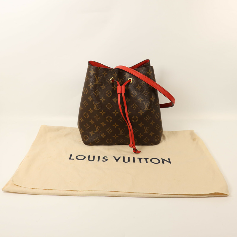 LOUIS VUITTON Monogram Neo Noe Bucket Bag金扣肩背袋-9