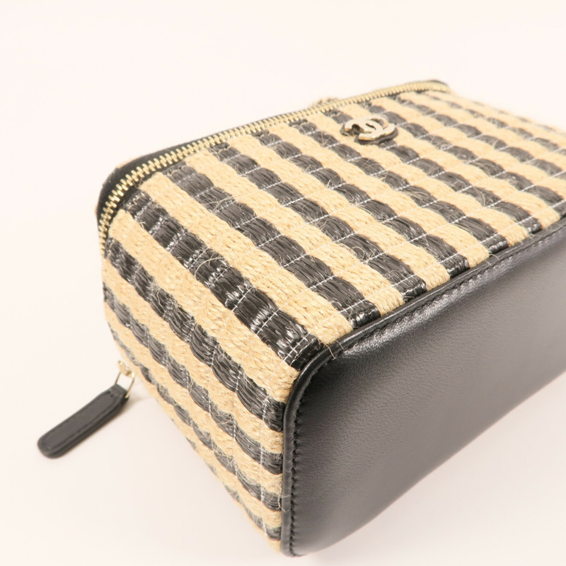 CHANEL Raffia Vanity Case金扣鏈帶肩背袋-6