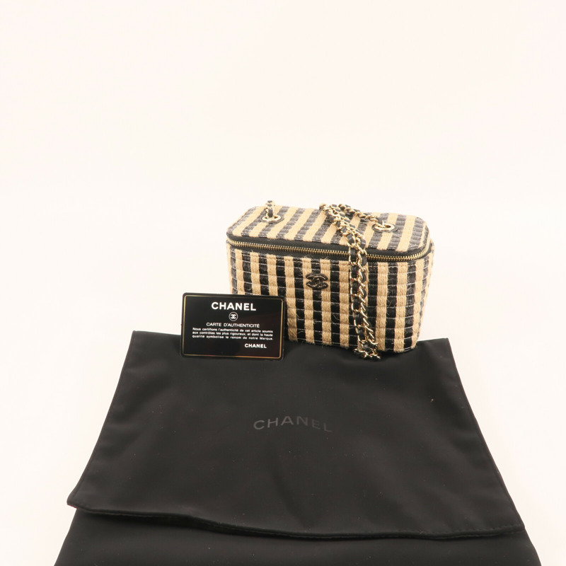CHANEL Raffia Vanity Case金扣鏈帶肩背袋-11