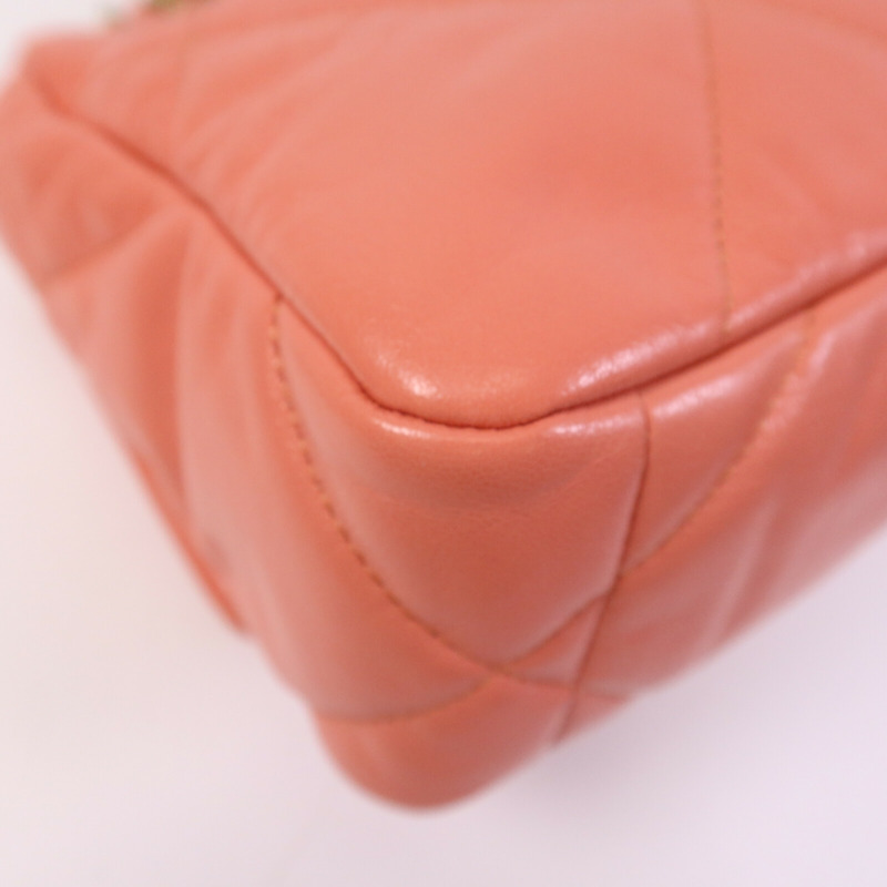 CHANEL 牛皮皮革C19 Small金扣手挽肩背兩用袋-13