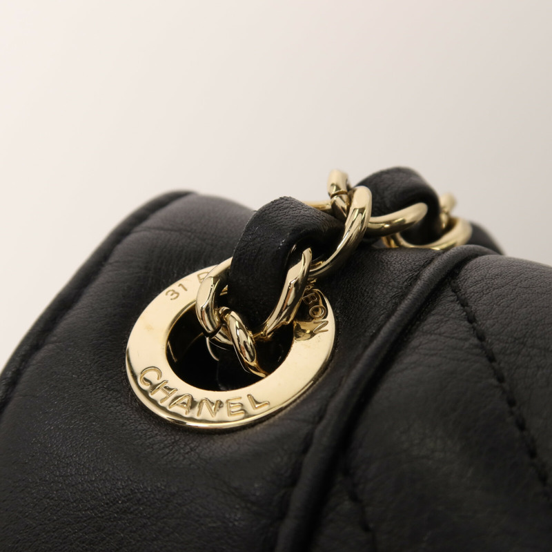 CHANEL 牛皮皮革Shoulder Bag金扣鏈帶肩背袋-15