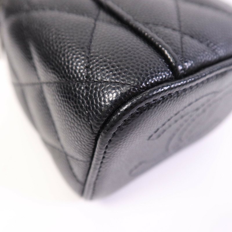 CHANEL 牛皮皮革Mini Vanity銀扣鏈帶肩背袋-14