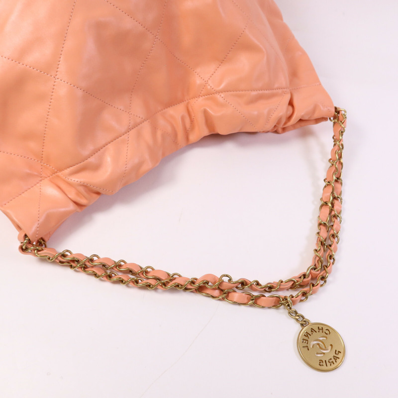 CHANEL 牛皮皮革22 Medium金扣鏈帶肩背袋-9