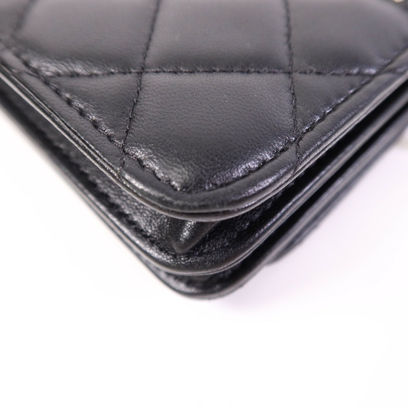 CHANEL 羊皮皮革Mini Wallet On Chain銀扣鏈帶肩背袋-12