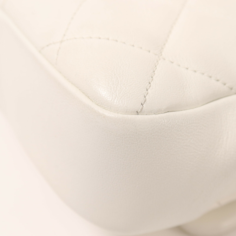 CHANEL 羊皮皮革In The Loop金扣鏈帶手挽肩背兩用袋-12